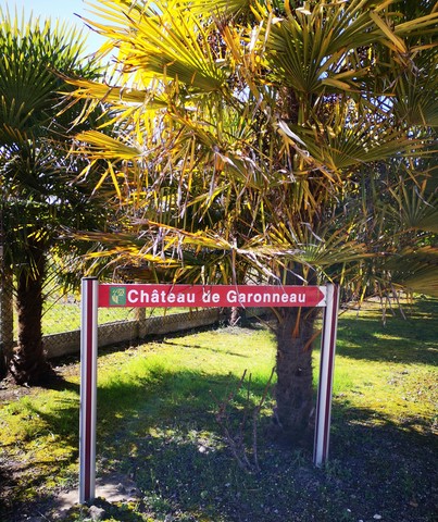 entrée chateau de garonneau